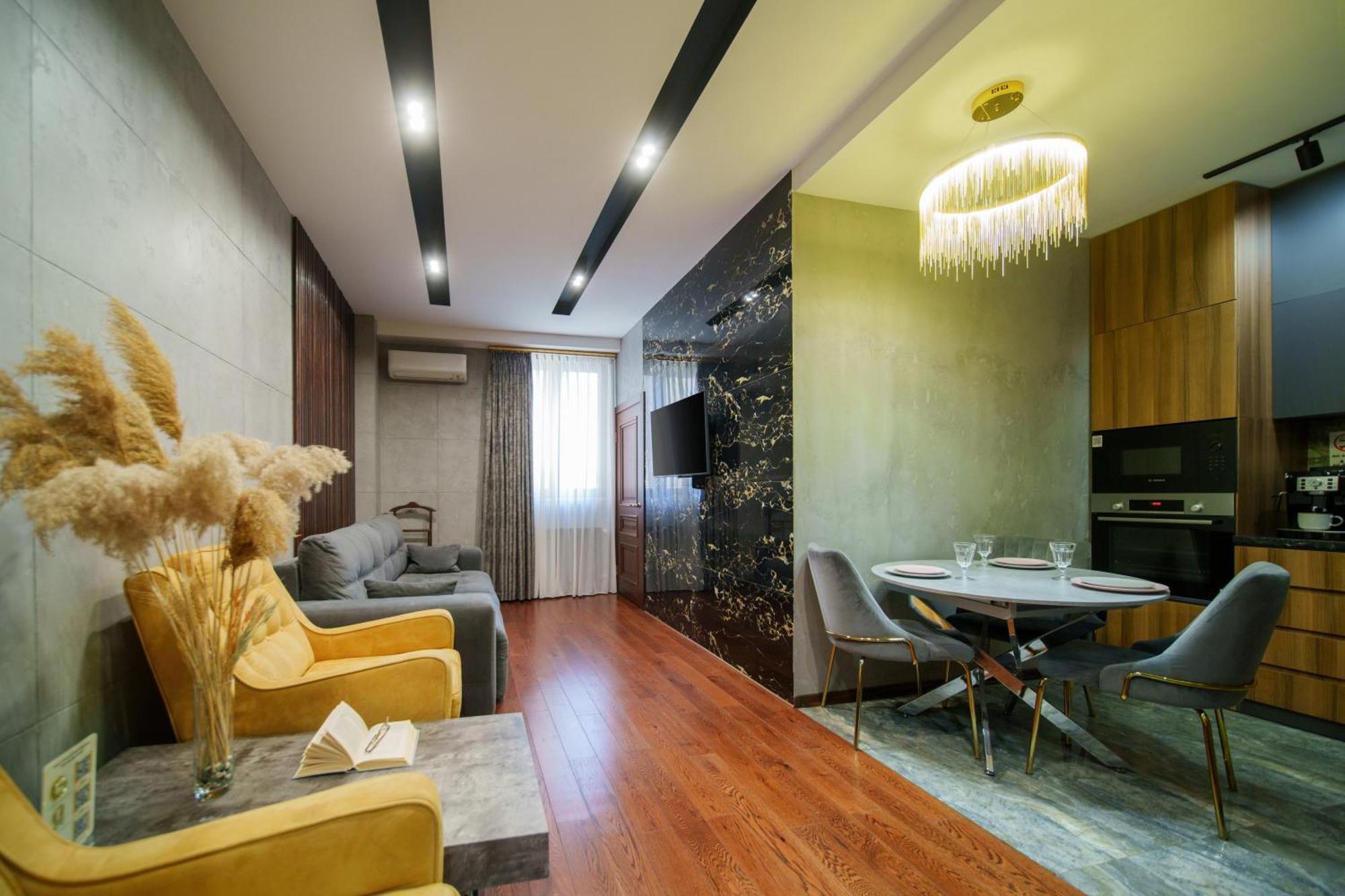 Arch Apart Hotel Jerevan Buitenkant foto