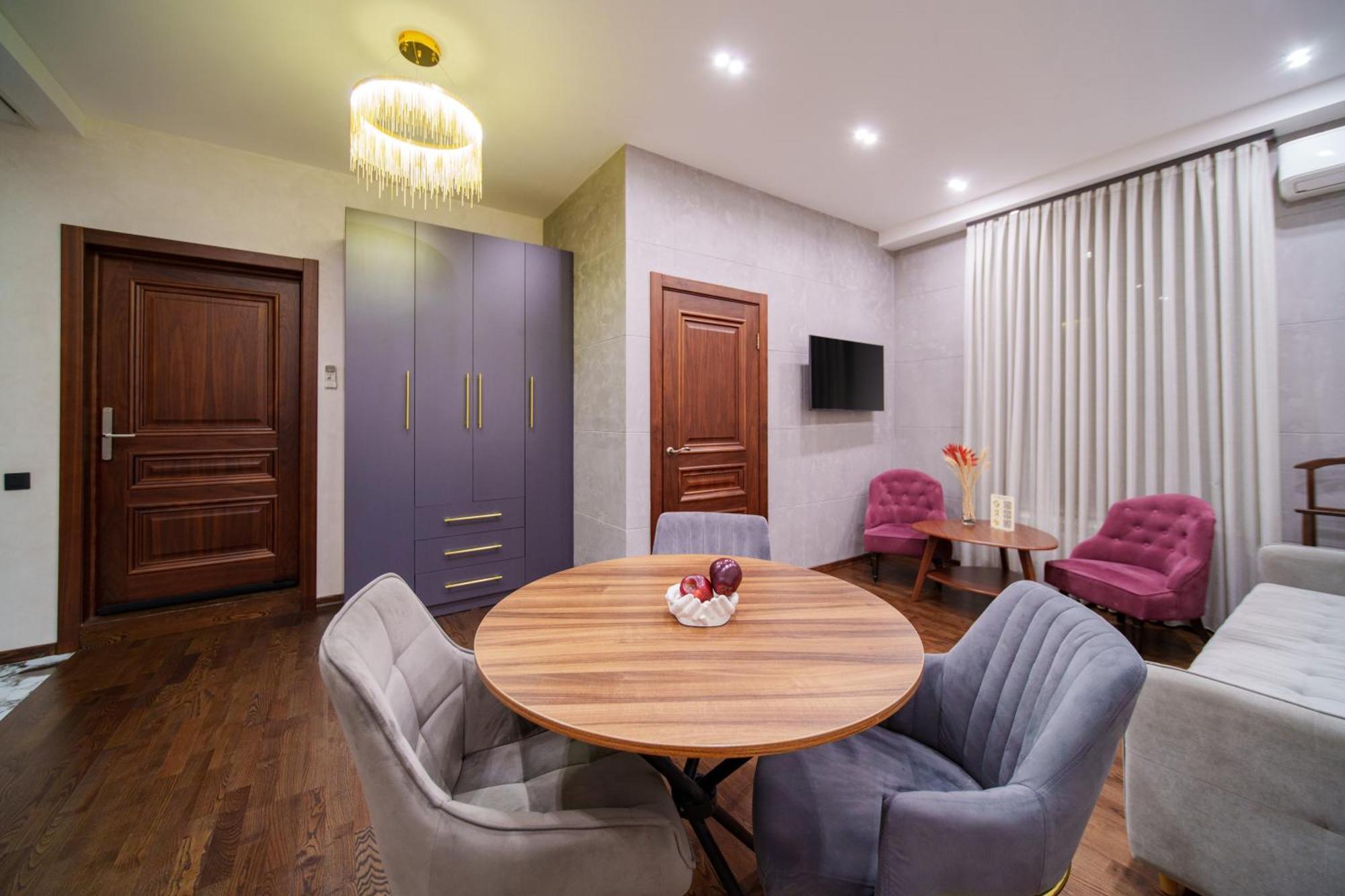 Arch Apart Hotel Jerevan Buitenkant foto
